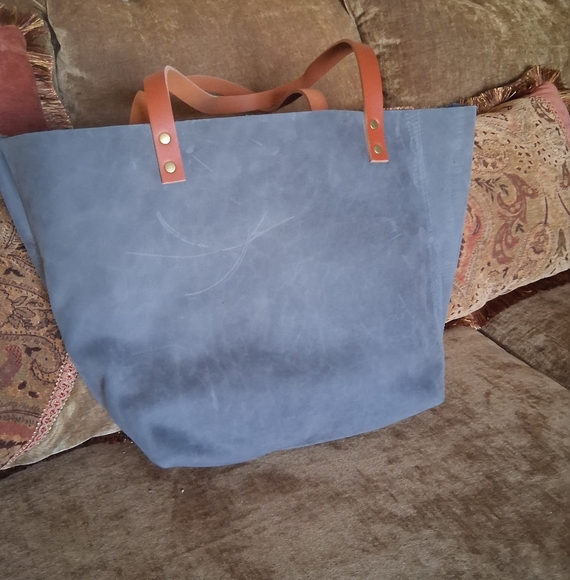 New Gray Portland Leather LargeTote Bag with Tan Straps - Picture 1 of 5